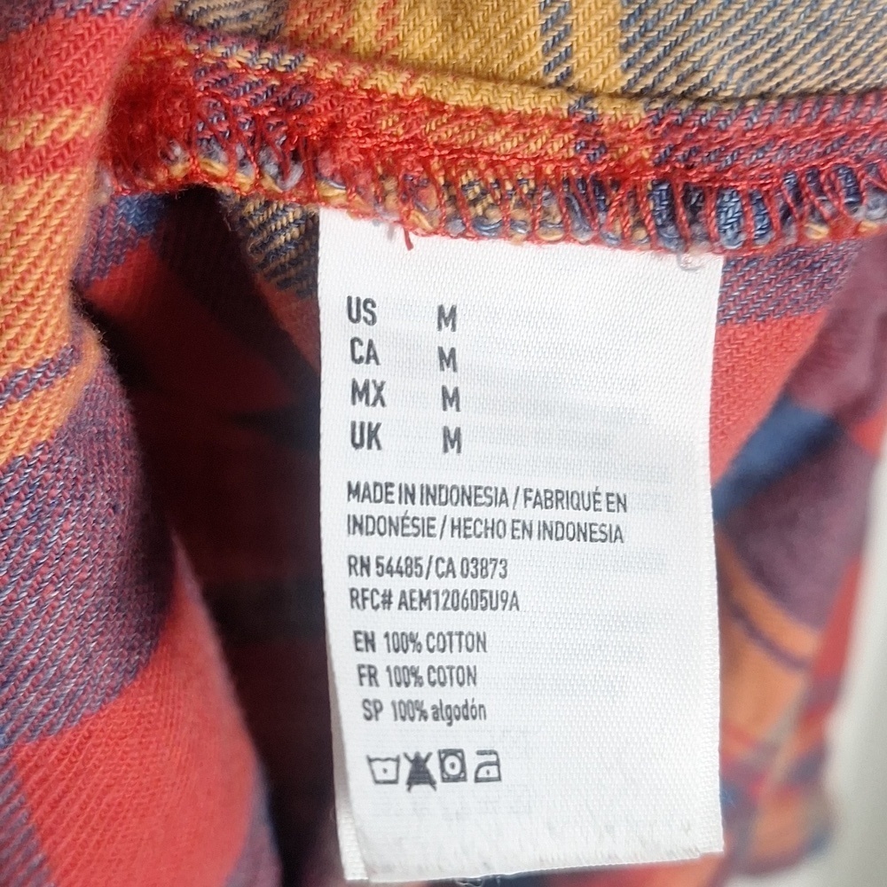 American Eagle Boyfriend Fit Flannel Shirt Size M - Picture 8 of 9
